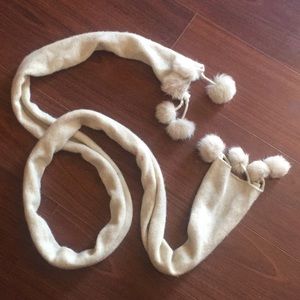 White wool scarf